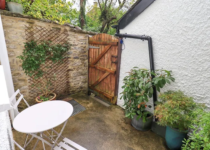 Back * Kirkby Lonsdale