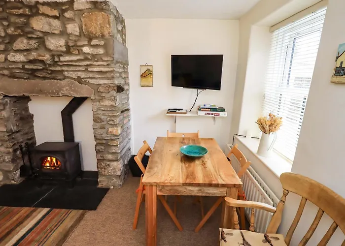 Back * Kirkby Lonsdale