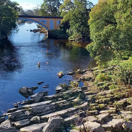 Back * Kirkby Lonsdale