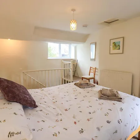 Back Kirkby Lonsdale